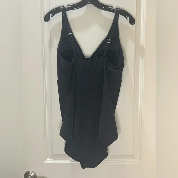 Swim Solutions Black One-Piece Shaping Swimsuit Ruched Size 18 - Picture 7 of 10
